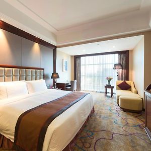 Diamond King Suite